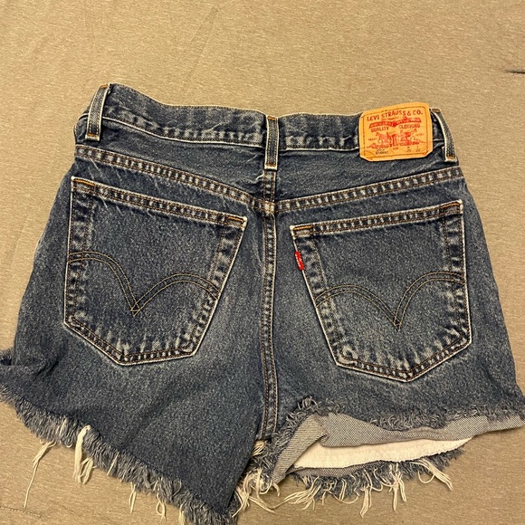 Levi’s 550 Shorts - Picture 3 of 3